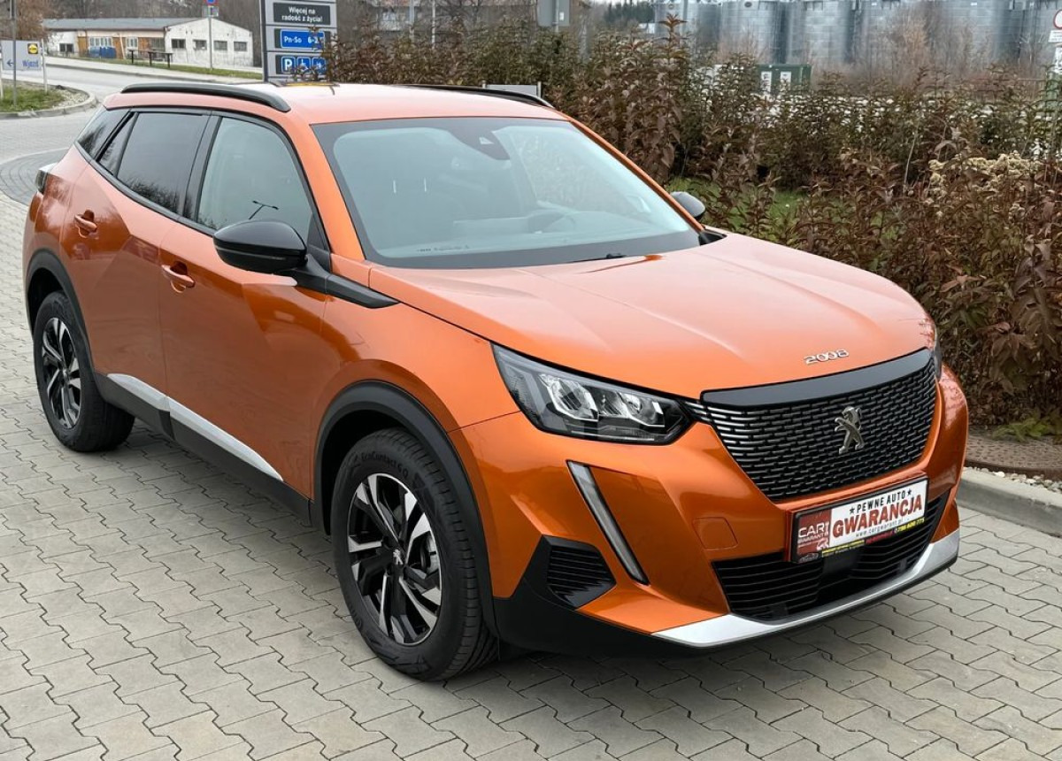 Peugeot 2008 Peugeot 1.2 benz 100 km Allure 6tys przebieg fabrycznie nowy - Visureigis: foto 3 Peugeot 2008 Peugeot 1.2 benz 100 km Allure 6tys przebieg fabrycznie nowy - Visureigis: foto 3