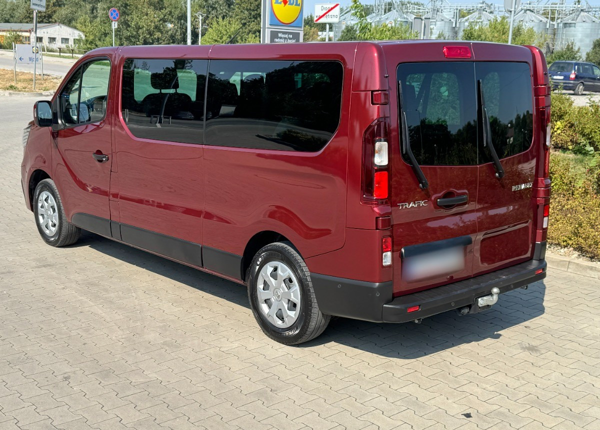Renault Trafic Long 9 osobowy 2.0 DCI 170KM AUTOMAT NAWIEWY Salon PL FV23 NOWY - Mikroautobusas, Keleivinis furgonas: foto 4 Renault Trafic Long 9 osobowy 2.0 DCI 170KM AUTOMAT NAWIEWY Salon PL FV23 NOWY - Mikroautobusas, Keleivinis furgonas: foto 4