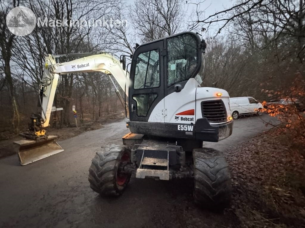 Bobcat E 55 W med Redskapsvagn samt redskap - Ratinis ekskavatorius: foto 2 Bobcat E 55 W med Redskapsvagn samt redskap - Ratinis ekskavatorius: foto 2