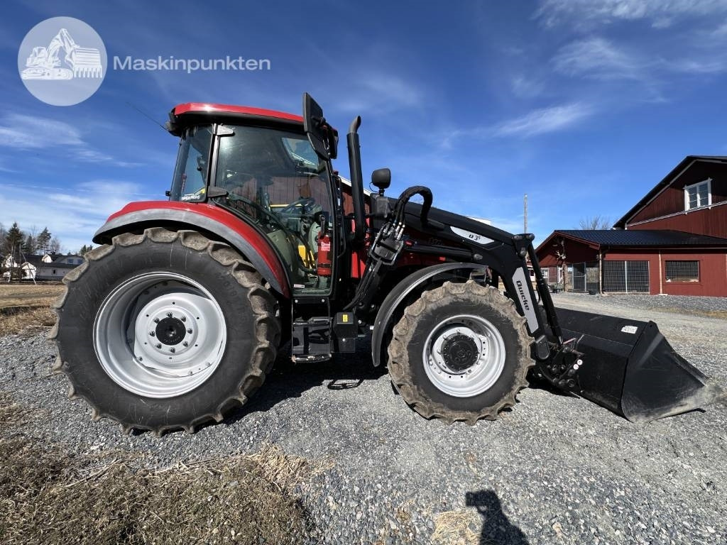 Case IH Farmall 110 C - Traktorius: foto 1 Case IH Farmall 110 C - Traktorius: foto 1