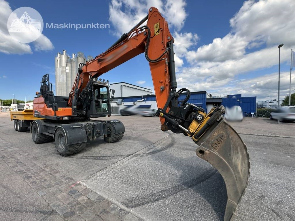 Doosan DX 160 W - Ratinis ekskavatorius: foto 5 Doosan DX 160 W - Ratinis ekskavatorius: foto 5