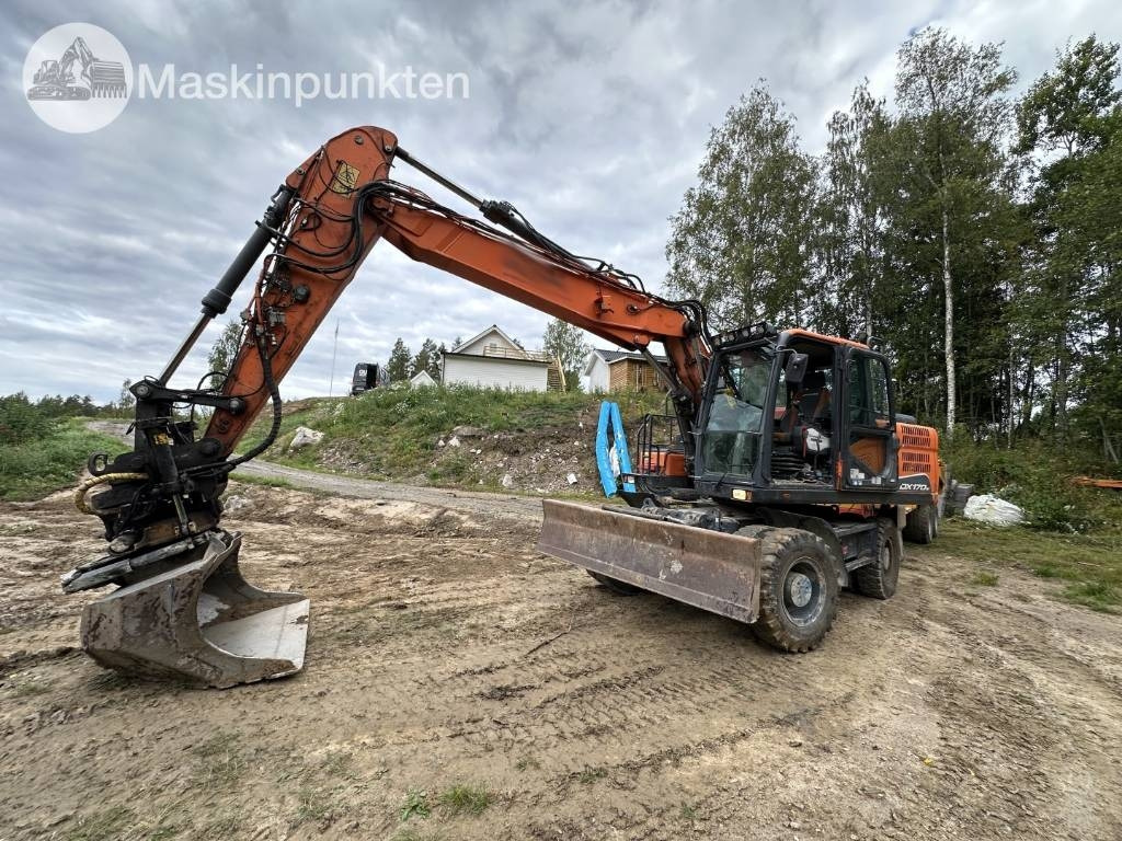 Doosan DX 170 W - Ratinis ekskavatorius: foto 1 Doosan DX 170 W - Ratinis ekskavatorius: foto 1