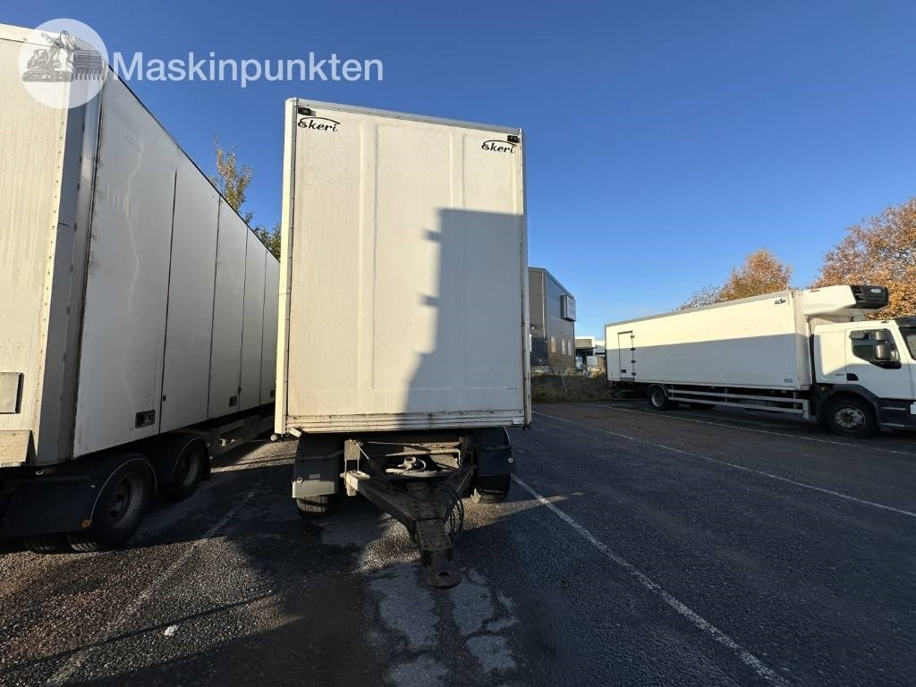 Ekeri L/L-4 Skåpsläp med öppningsbar sida - Furgonas priekaba: foto 2 Ekeri L/L-4 Skåpsläp med öppningsbar sida - Furgonas priekaba: foto 2
