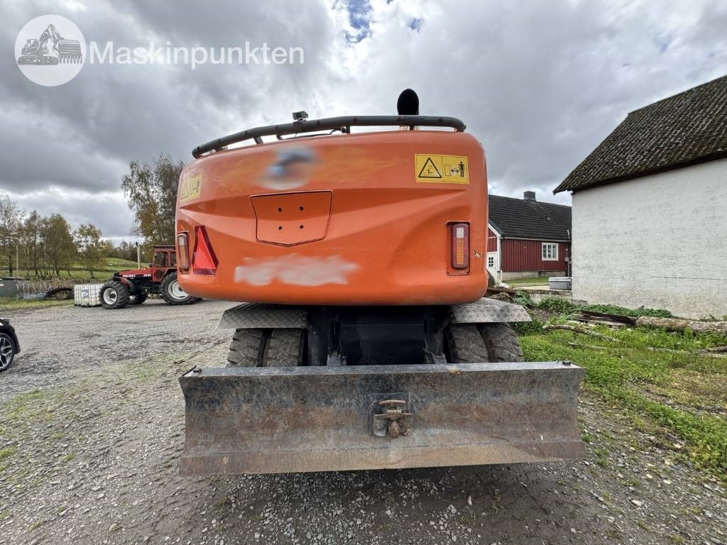 Hitachi ZX 140 W-3 - Ratinis ekskavatorius: foto 3 Hitachi ZX 140 W-3 - Ratinis ekskavatorius: foto 3