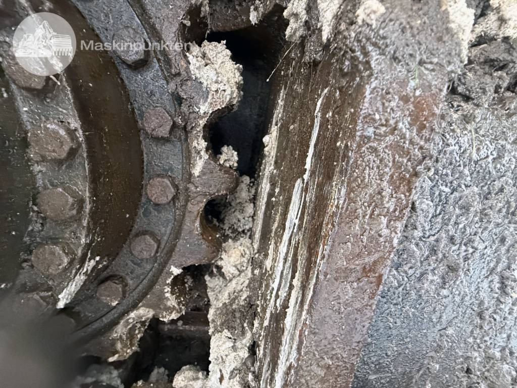 Vikšrinis ekskavatorius Hitachi ZX 250 LC-3: foto 48