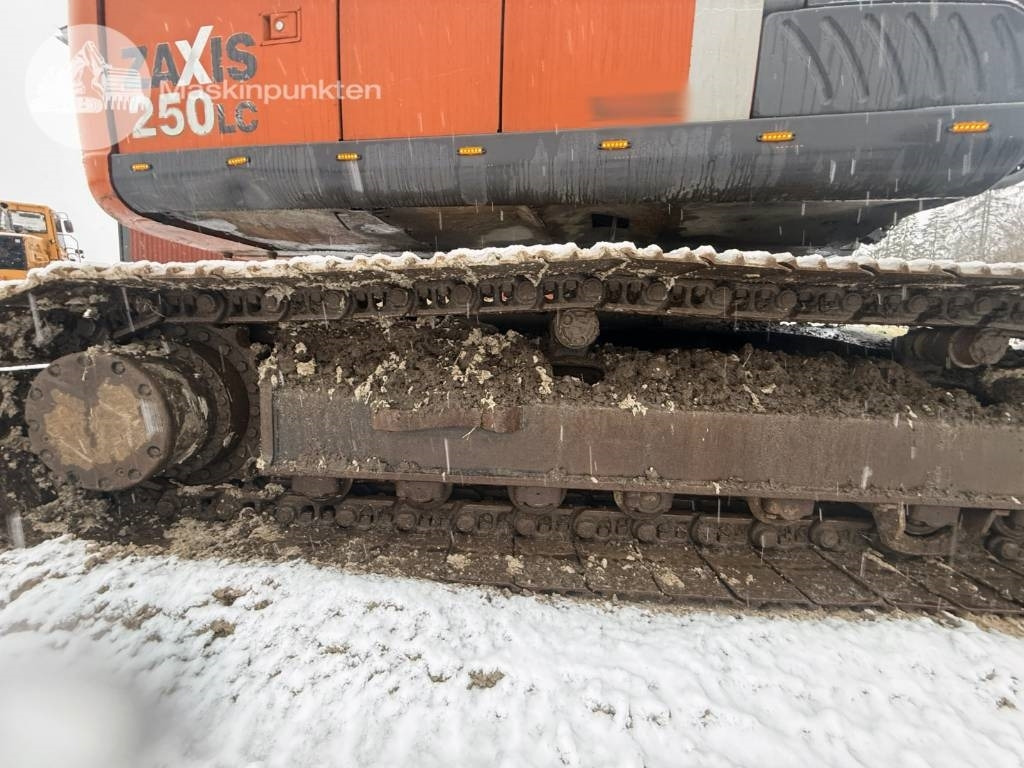 Vikšrinis ekskavatorius Hitachi ZX 250 LC-3: foto 45