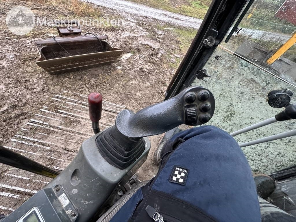 JCB JS 220 LC lizingą JCB JS 220 LC: foto 19 JCB JS 220 LC lizingą JCB JS 220 LC: foto 19