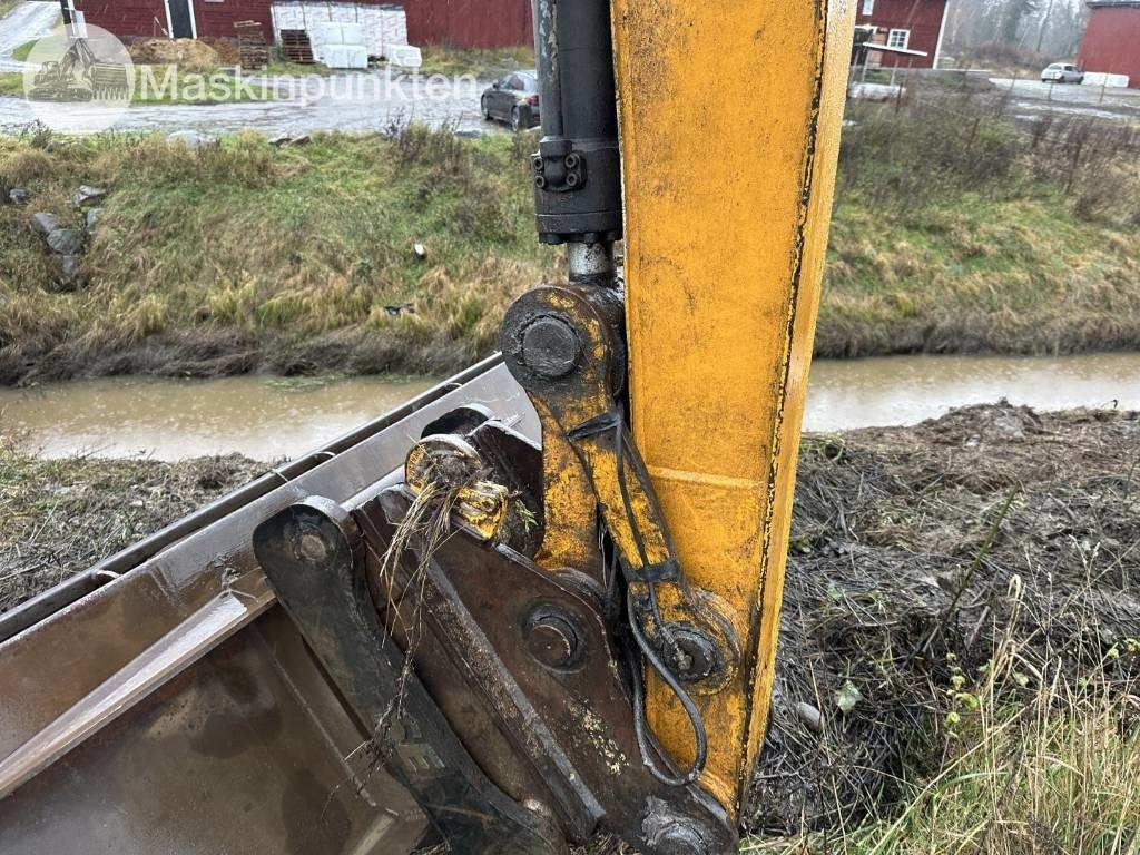 JCB JS 220 LC lizingą JCB JS 220 LC: foto 49 JCB JS 220 LC lizingą JCB JS 220 LC: foto 49