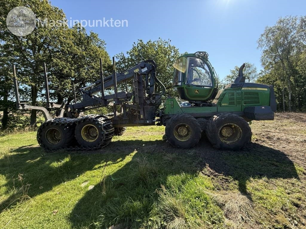 John Deere 1510 G - Forvarderis: foto 4 John Deere 1510 G - Forvarderis: foto 4