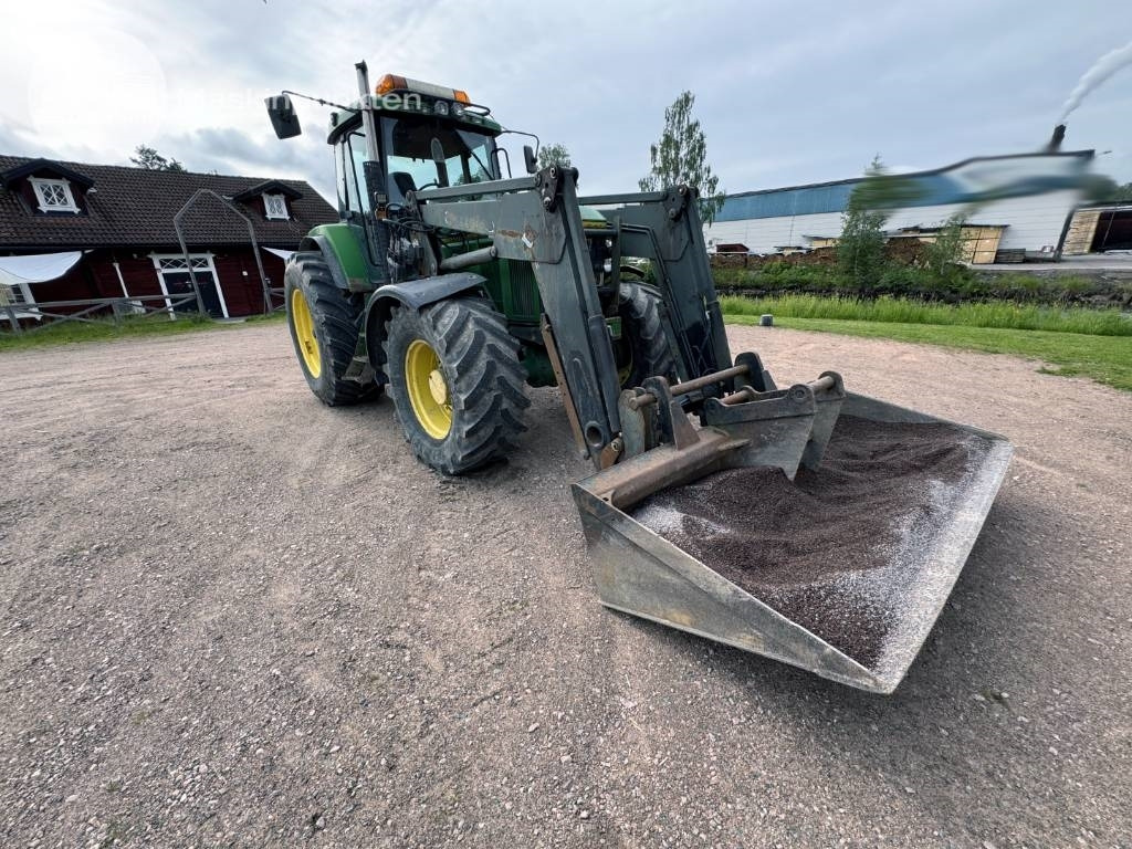 John Deere 7600 - Traktorius: foto 1 John Deere 7600 - Traktorius: foto 1