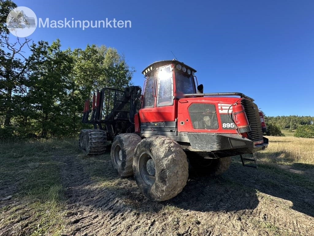 Komatsu 895 - Forvarderis: foto 3 Komatsu 895 - Forvarderis: foto 3