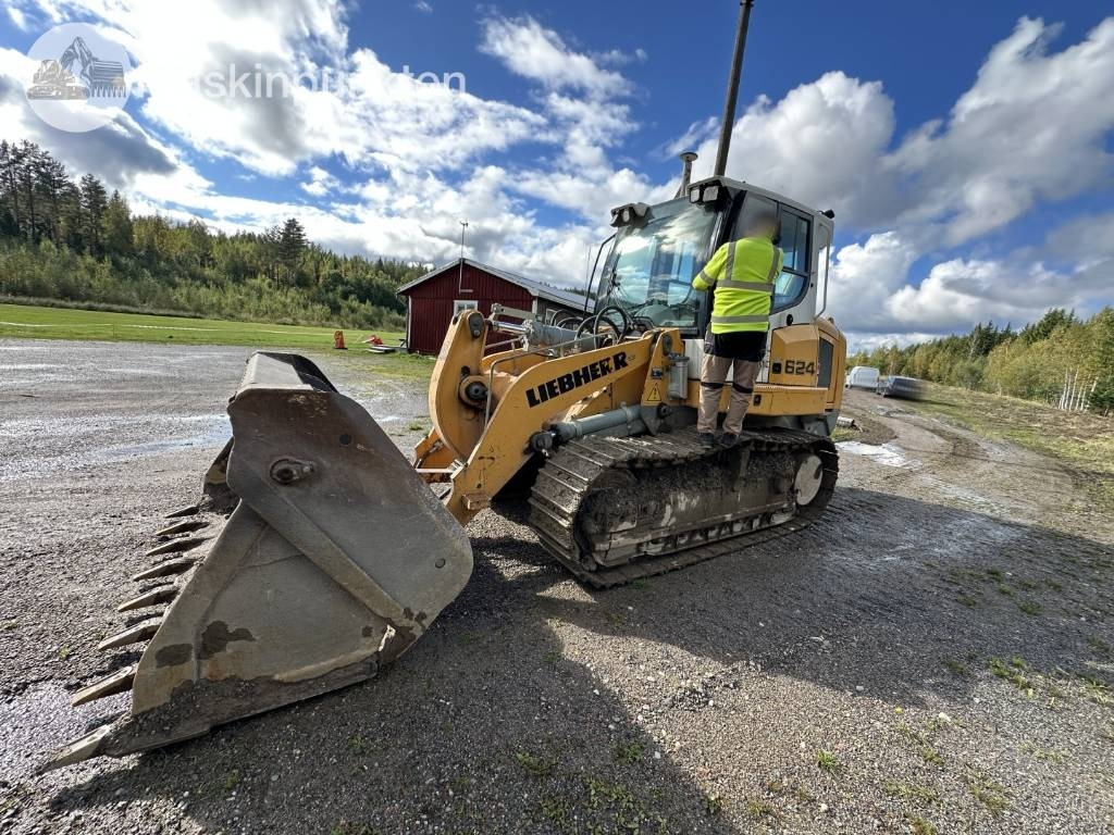 Liebherr 624 - Vikšrinis krautuvas: foto 1 Liebherr 624 - Vikšrinis krautuvas: foto 1