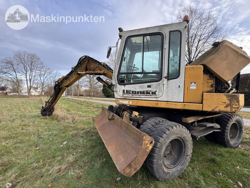 Liebherr A 310 B - Ratinis ekskavatorius: foto 2 Liebherr A 310 B - Ratinis ekskavatorius: foto 2