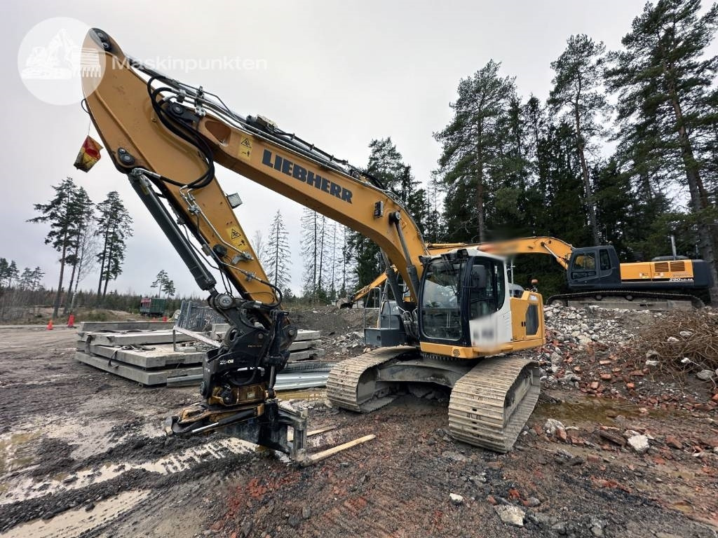 Liebherr R 924 LC - Vikšrinis ekskavatorius: foto 3 Liebherr R 924 LC - Vikšrinis ekskavatorius: foto 3