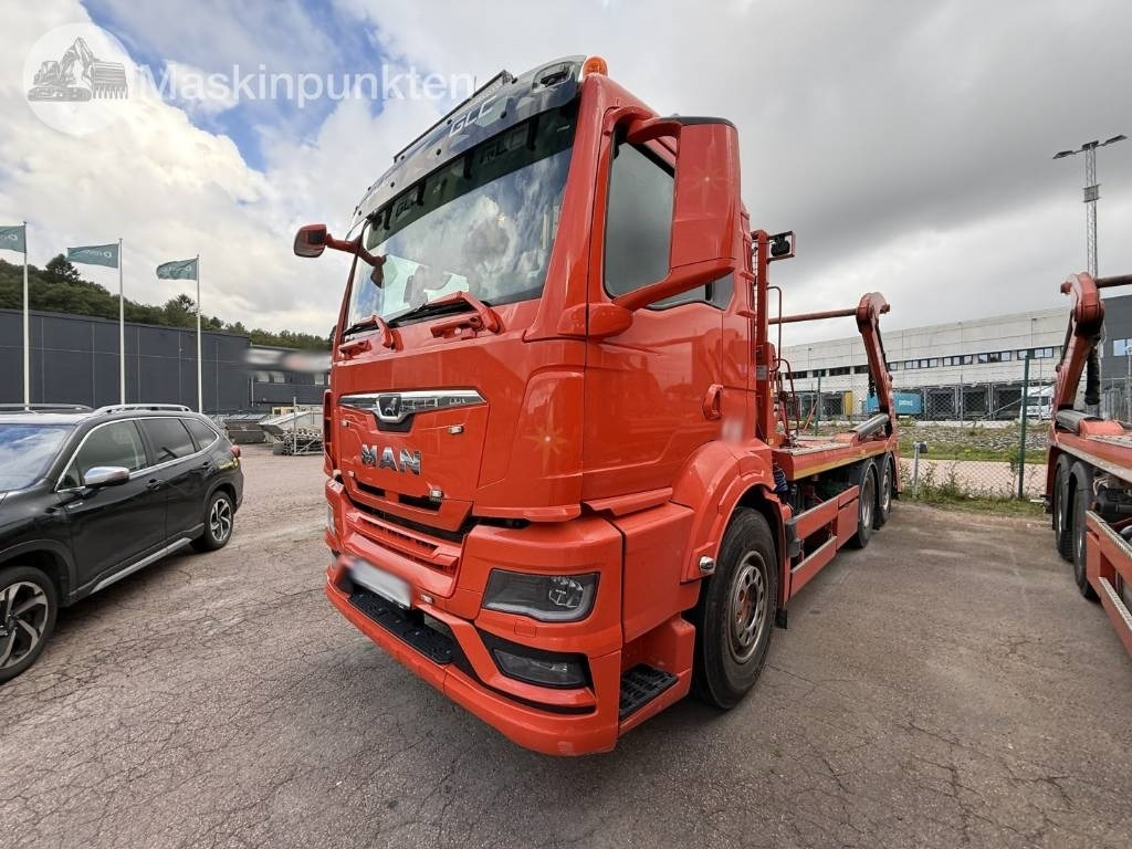 MAN TGS 26.360 - Nuožulnaus pakėlimo ant platformos sunkvežimis: foto 1 MAN TGS 26.360 - Nuožulnaus pakėlimo ant platformos sunkvežimis: foto 1