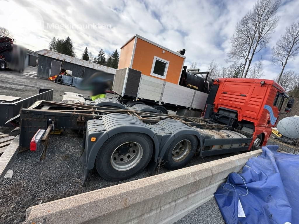 MAN TGX 28.530 LAXO - Važiuoklės sunkvežimis: foto 3 MAN TGX 28.530 LAXO - Važiuoklės sunkvežimis: foto 3