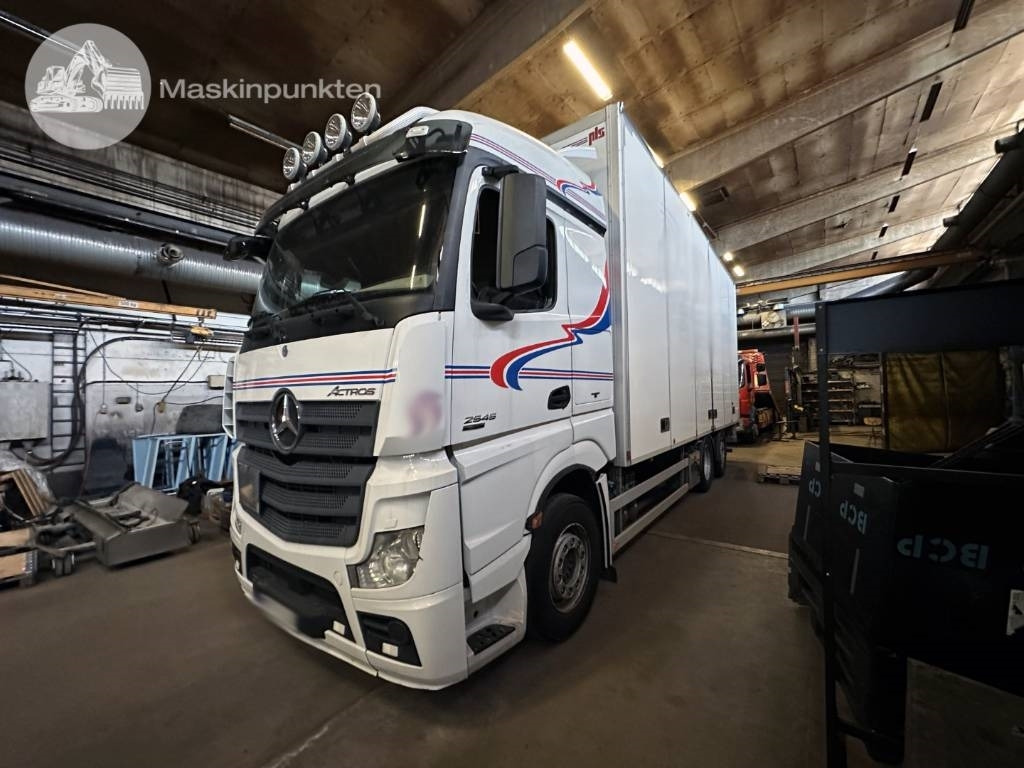 Mercedes-Benz Actros 2545 - Furgonas sunkvežimis: foto 1 Mercedes-Benz Actros 2545 - Furgonas sunkvežimis: foto 1