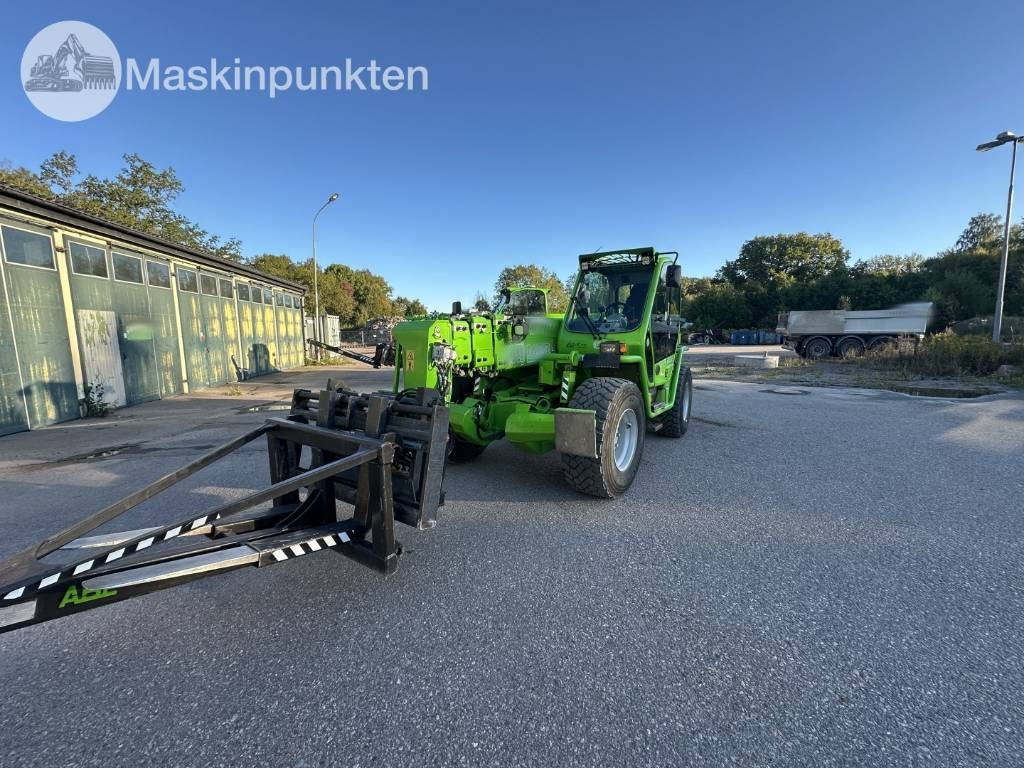 Merlo P 40.17 Plus - Teleskopinis krautuvas: foto 1 Merlo P 40.17 Plus - Teleskopinis krautuvas: foto 1