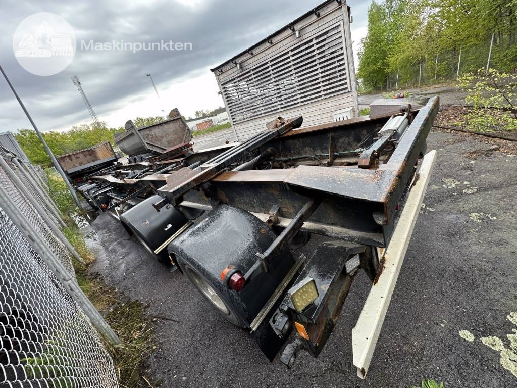 Mjölbysläpet VFP4-12,5-3 - Kablio/ Skip loader priekaba: foto 5 Mjölbysläpet VFP4-12,5-3 - Kablio/ Skip loader priekaba: foto 5