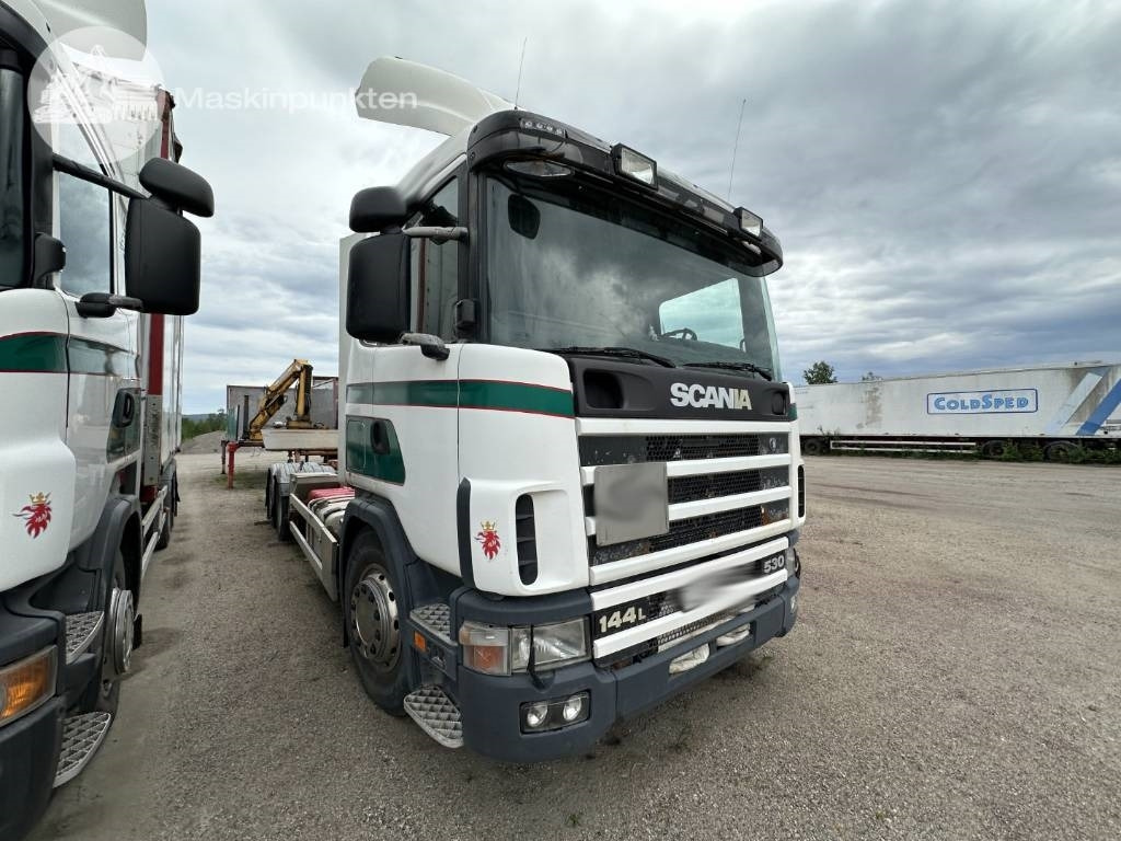 Scania R 124 LB - Konteineris-vežimus/ Sukeisti kūną sunkvežimis: foto 2 Scania R 124 LB - Konteineris-vežimus/ Sukeisti kūną sunkvežimis: foto 2