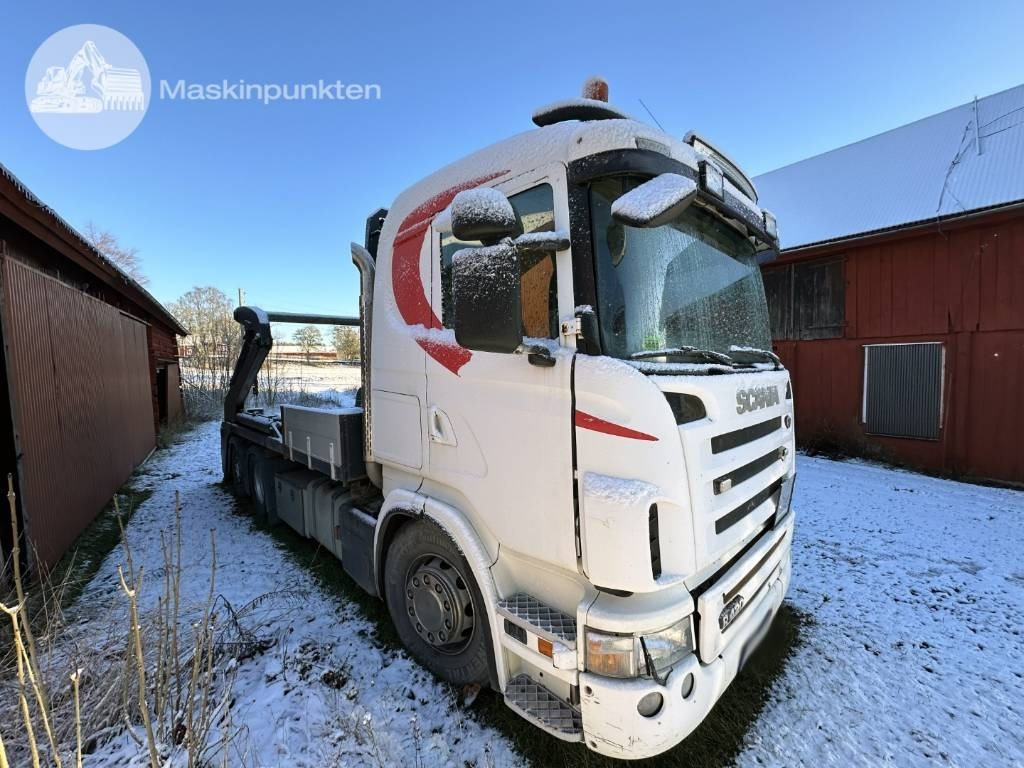 Scania R 420 LB - Nuožulnaus pakėlimo ant platformos sunkvežimis: foto 1 Scania R 420 LB - Nuožulnaus pakėlimo ant platformos sunkvežimis: foto 1