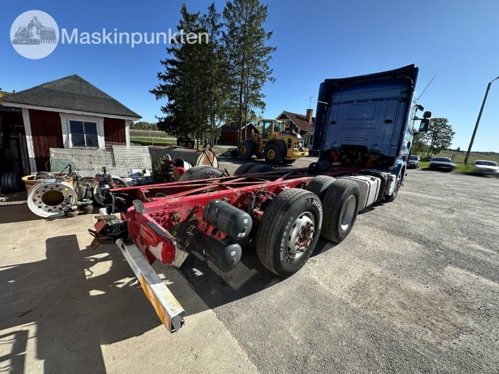 Scania R 560 LB - Važiuoklės sunkvežimis: foto 5 Scania R 560 LB - Važiuoklės sunkvežimis: foto 5