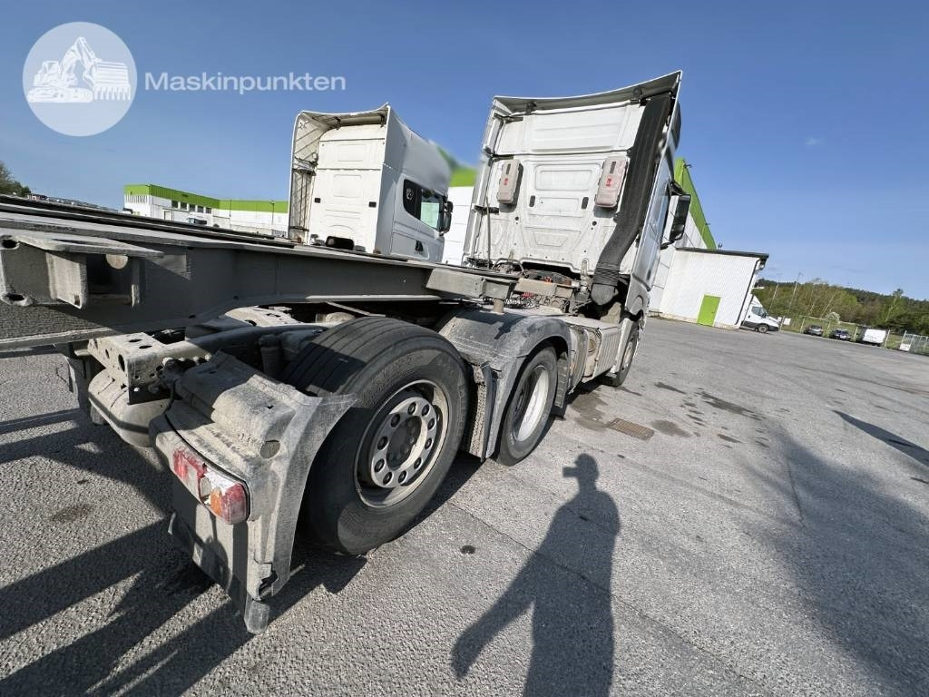 Mercedes-Benz Actros 2545 - Vilkikas: foto 5 Mercedes-Benz Actros 2545 - Vilkikas: foto 5