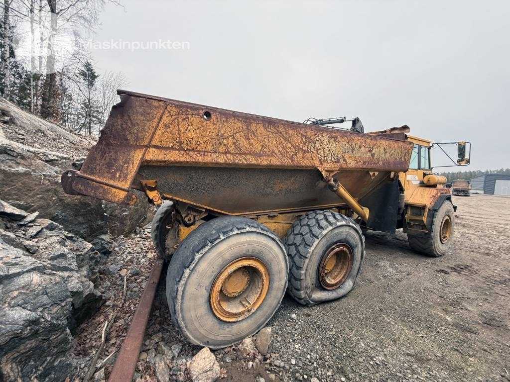 Volvo A 25 C - Šarnyrinis savivartis: foto 4 Volvo A 25 C - Šarnyrinis savivartis: foto 4