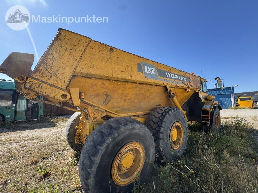 Volvo A 25 C - Šarnyrinis savivartis: foto 4 Volvo A 25 C - Šarnyrinis savivartis: foto 4