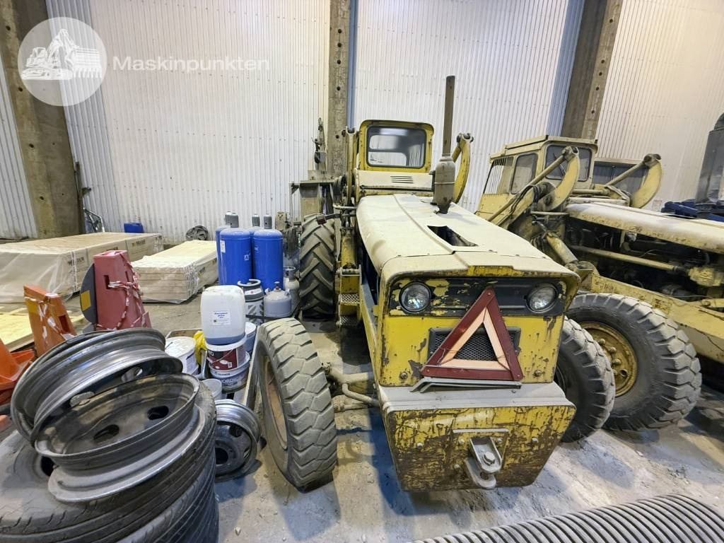 Volvo BM 218 - Ratinis krautuvas: foto 2 Volvo BM 218 - Ratinis krautuvas: foto 2