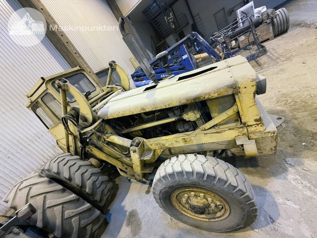 Volvo BM 2181 TD - Ratinis krautuvas: foto 4 Volvo BM 2181 TD - Ratinis krautuvas: foto 4