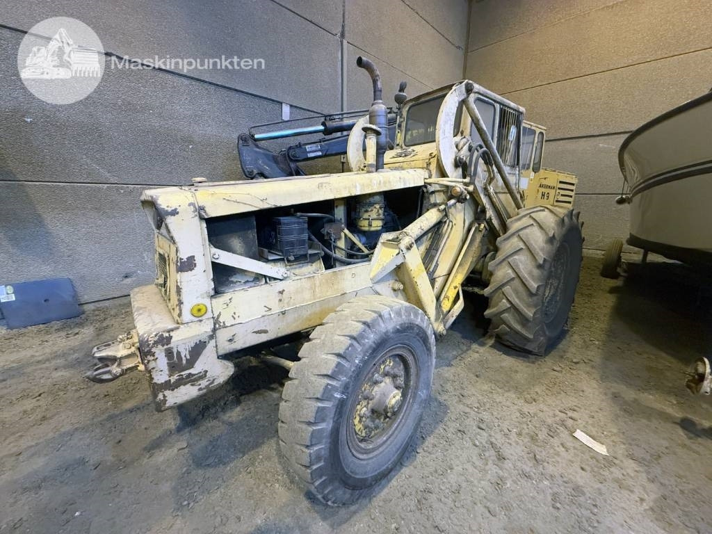 Volvo BM 620 - Ratinis krautuvas: foto 1 Volvo BM 620 - Ratinis krautuvas: foto 1