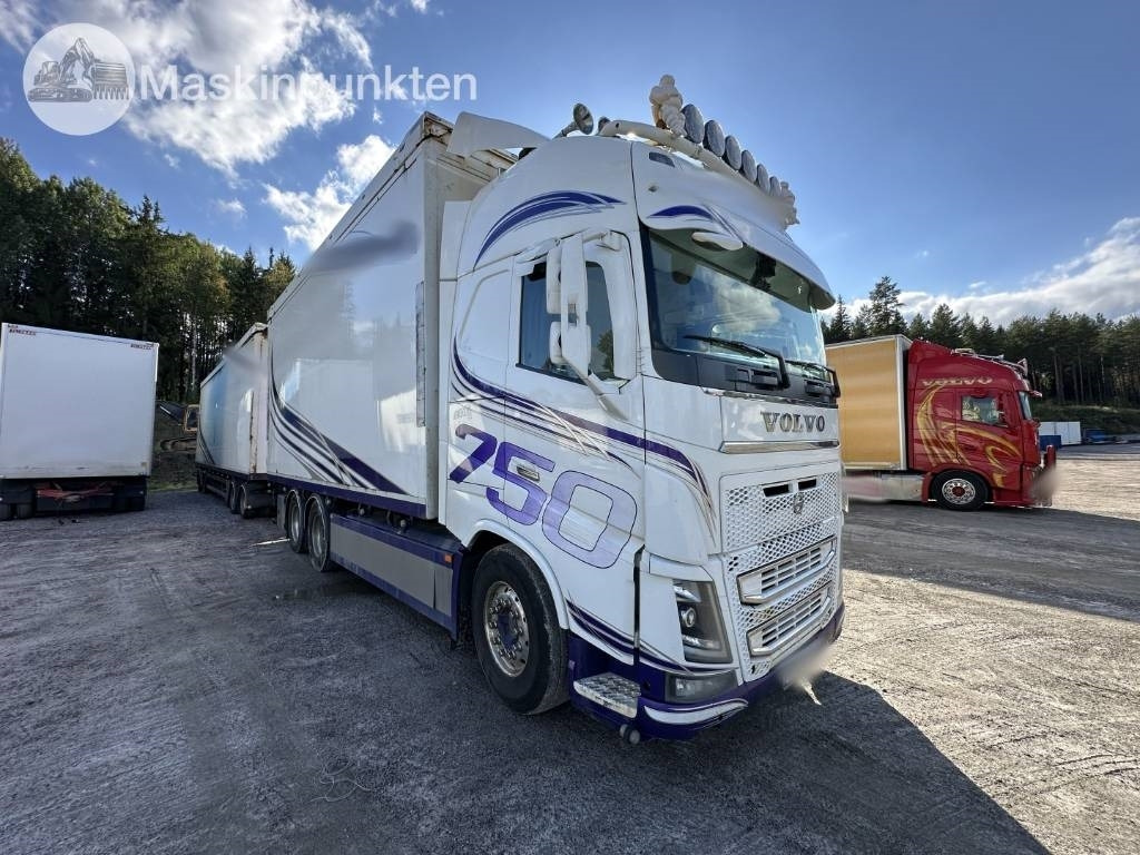 Volvo FH 16 750 - Furgonas sunkvežimis: foto 4 Volvo FH 16 750 - Furgonas sunkvežimis: foto 4