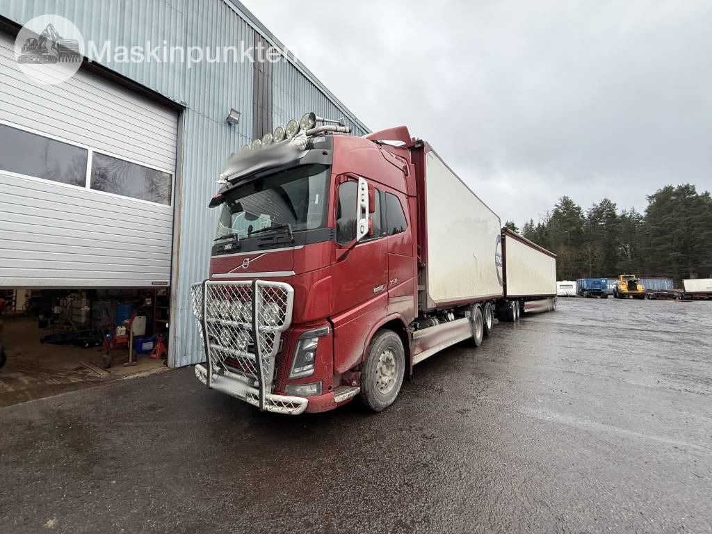 Volvo FH 16 - Miškovežis: foto 1 Volvo FH 16 - Miškovežis: foto 1