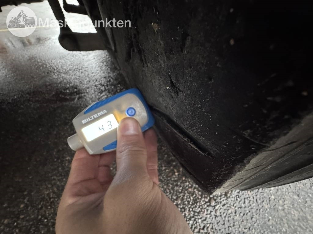 Hook-lift sunkvežimis Volvo FH 8*4 Tridem lastväxlare: foto 9