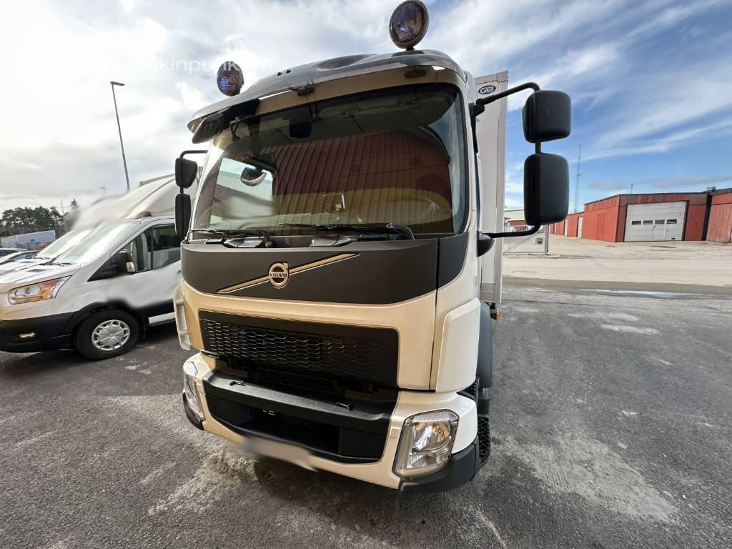 Volvo FL 210 - Furgonas sunkvežimis: foto 3 Volvo FL 210 - Furgonas sunkvežimis: foto 3