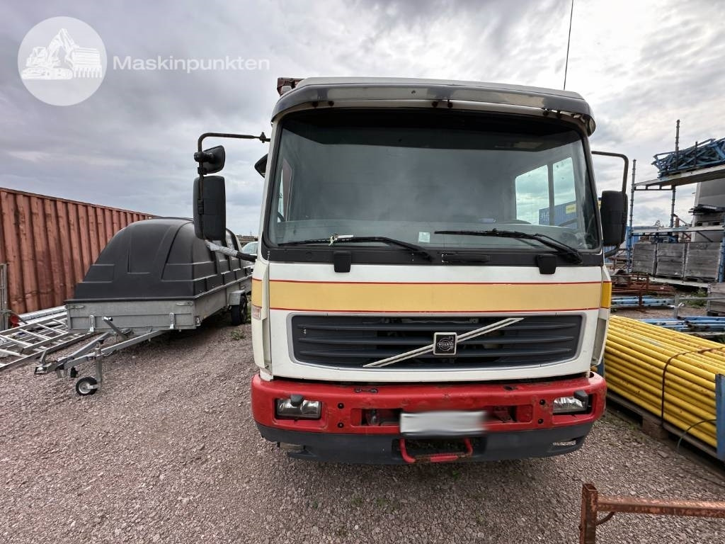 Volvo FL 6 - Furgonas sunkvežimis: foto 2 Volvo FL 6 - Furgonas sunkvežimis: foto 2