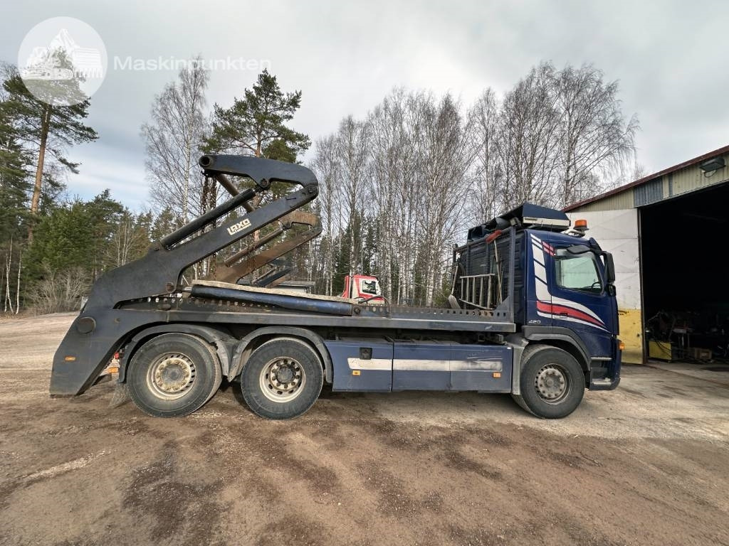 Volvo FM 12 420 LAXO Liftdumper + lastväxlare + flak - Nuožulnaus pakėlimo ant platformos sunkvežimis: foto 4 Volvo FM 12 420 LAXO Liftdumper + lastväxlare + flak - Nuožulnaus pakėlimo ant platformos sunkvežimis: foto 4