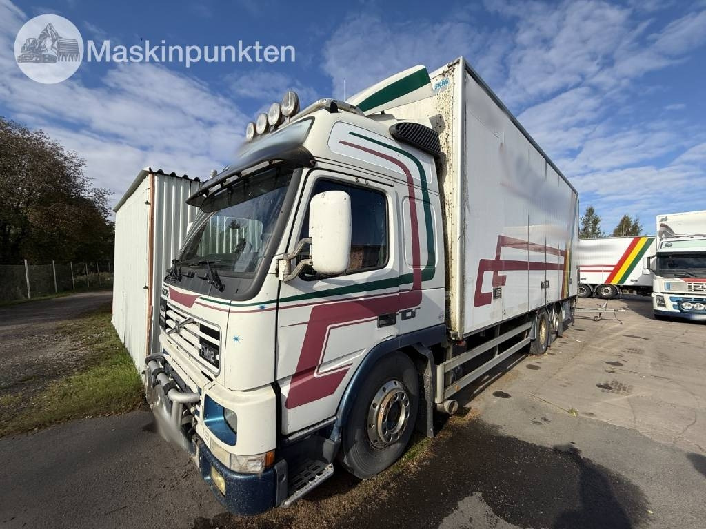 Volvo FM 12 - Furgonas sunkvežimis: foto 1 Volvo FM 12 - Furgonas sunkvežimis: foto 1