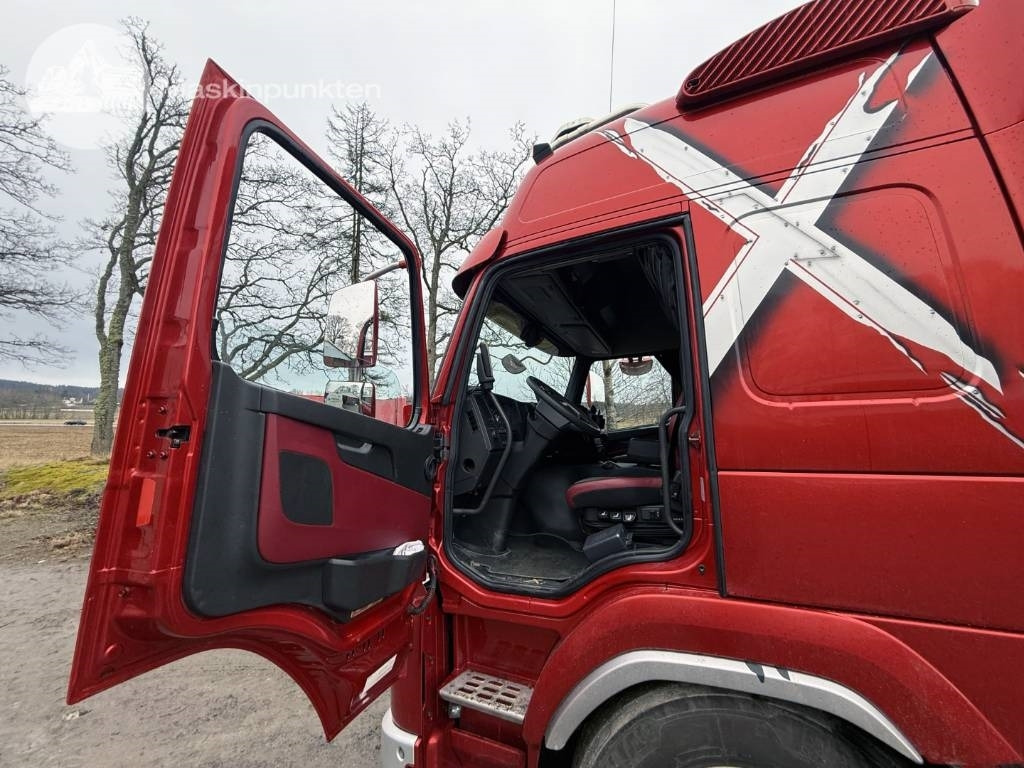 Savivartis sunkvežimis Volvo FMX 540: foto 10