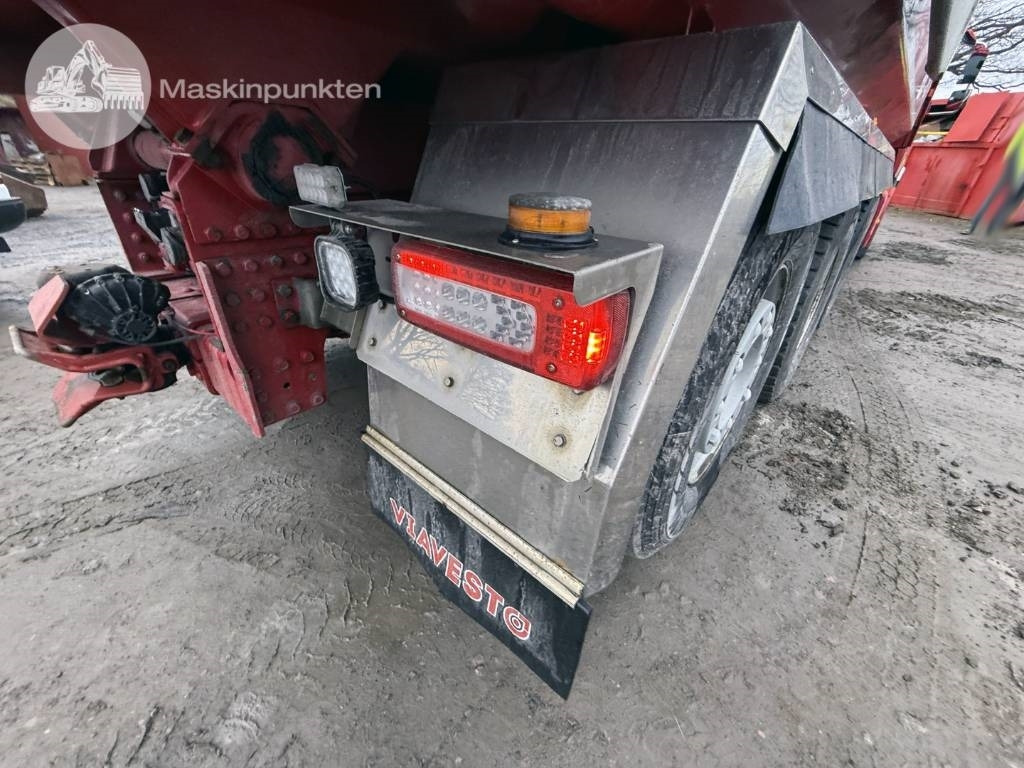 Savivartis sunkvežimis Volvo FMX 540: foto 38