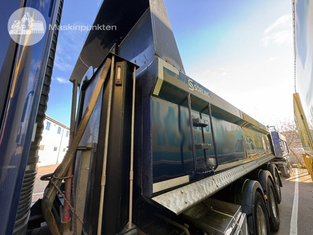 Savivartis sunkvežimis Volvo FMX 540: foto 39