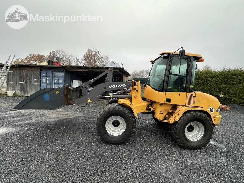 Volvo L 35 B - Ratinis krautuvas: foto 1 Volvo L 35 B - Ratinis krautuvas: foto 1