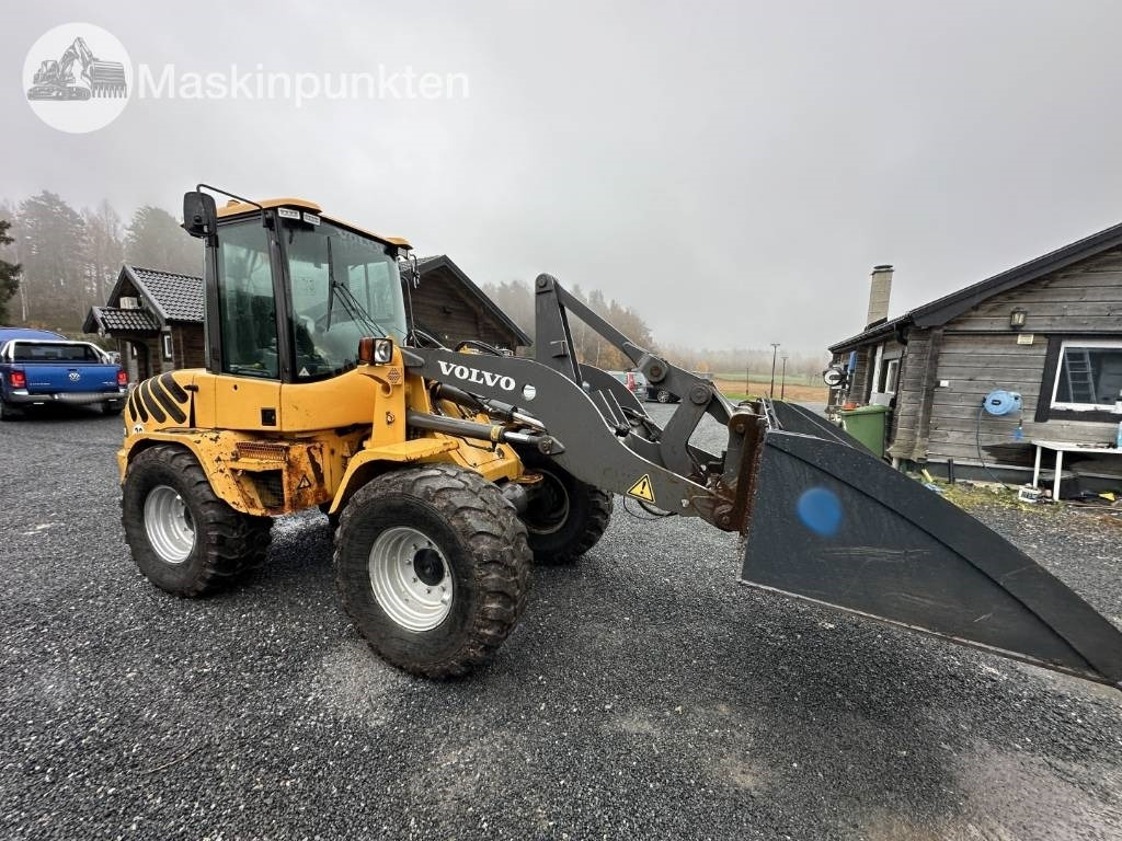Volvo L 35 B - Ratinis krautuvas: foto 3 Volvo L 35 B - Ratinis krautuvas: foto 3