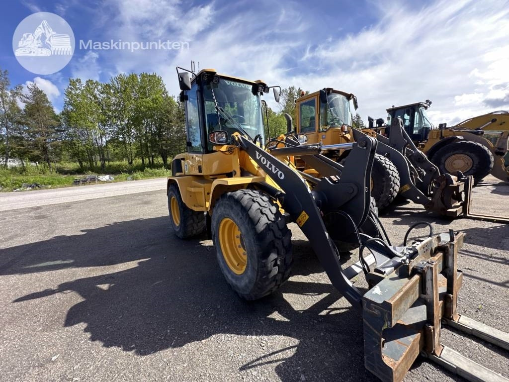 Volvo L 35 G - Ratinis krautuvas: foto 5 Volvo L 35 G - Ratinis krautuvas: foto 5
