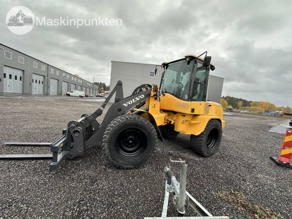 Volvo L 35 GT - Ratinis krautuvas: foto 1 Volvo L 35 GT - Ratinis krautuvas: foto 1