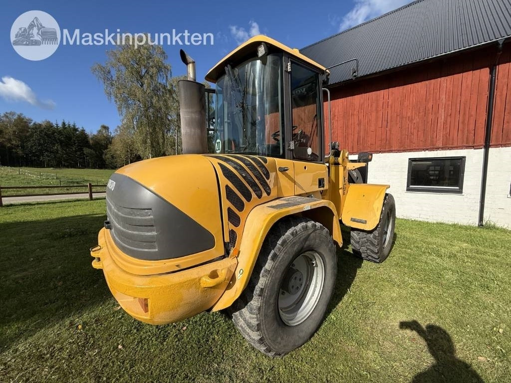 Volvo L 40 B - Ratinis krautuvas: foto 5 Volvo L 40 B - Ratinis krautuvas: foto 5