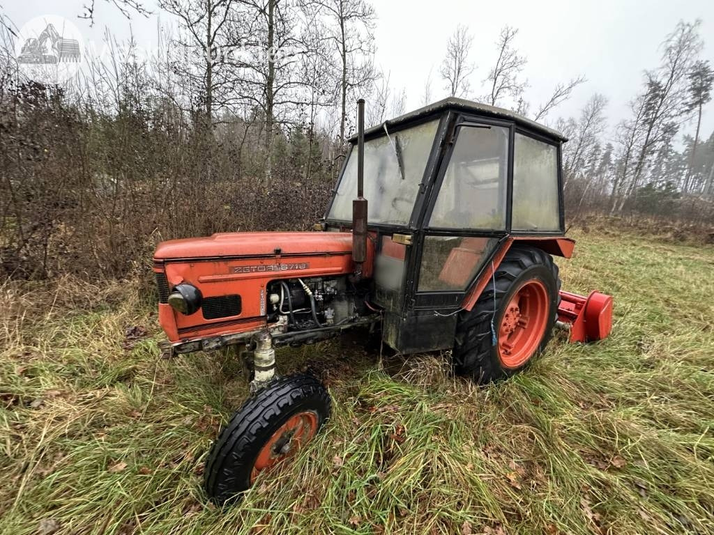Zetor 6718 - Traktorius: foto 1 Zetor 6718 - Traktorius: foto 1
