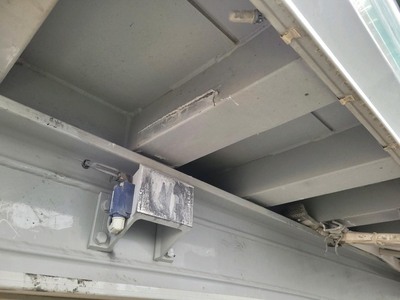 Savivartis puspriekabė BENALU BENNE C39 3 ESSIEUX: foto 17