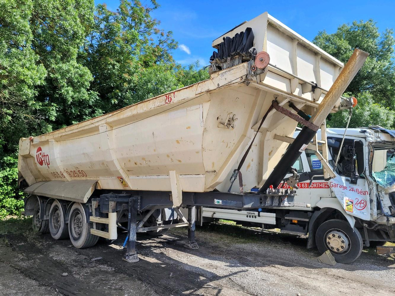 LOUAULT BENNE TP SR39 - Savivartis puspriekabė: foto 1 LOUAULT BENNE TP SR39 - Savivartis puspriekabė: foto 1